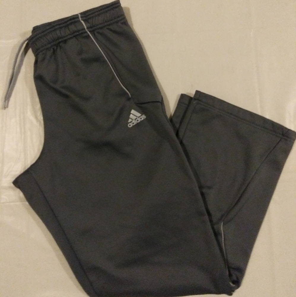 Adidas pants Medium